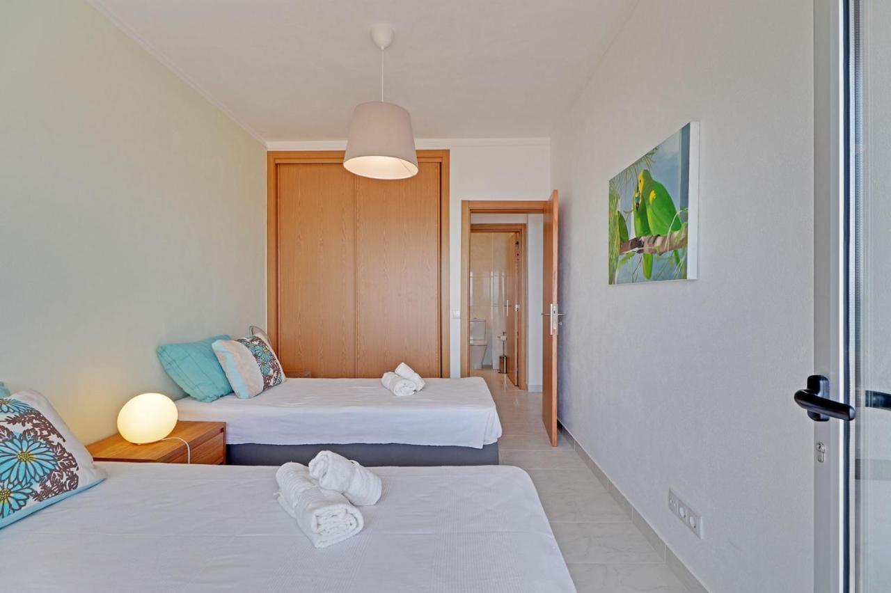 Quarteira Beach & Ocean View By Homing Kültér fotó